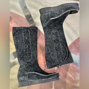 Robert Clergerie Studio Women’s Leather Dark Gray Cowhide Boot. Size 6.5